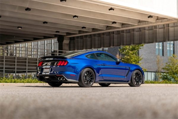 Corsa 2015-2020 Ford Mustang GT350 R 5.2L V8 Dual Rear Cat-Back- Stainless Dual Rear Exit For Cheap - Image 3